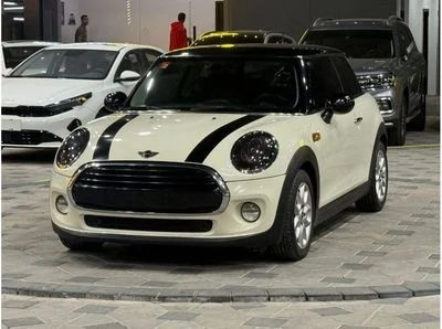 Best car rental in dubai